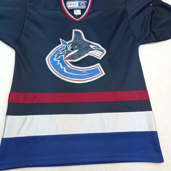 Vintage 90s CCM Vancouver Canucks Orca NHL Hockey Jersey Mens M - Picture 5 of 7